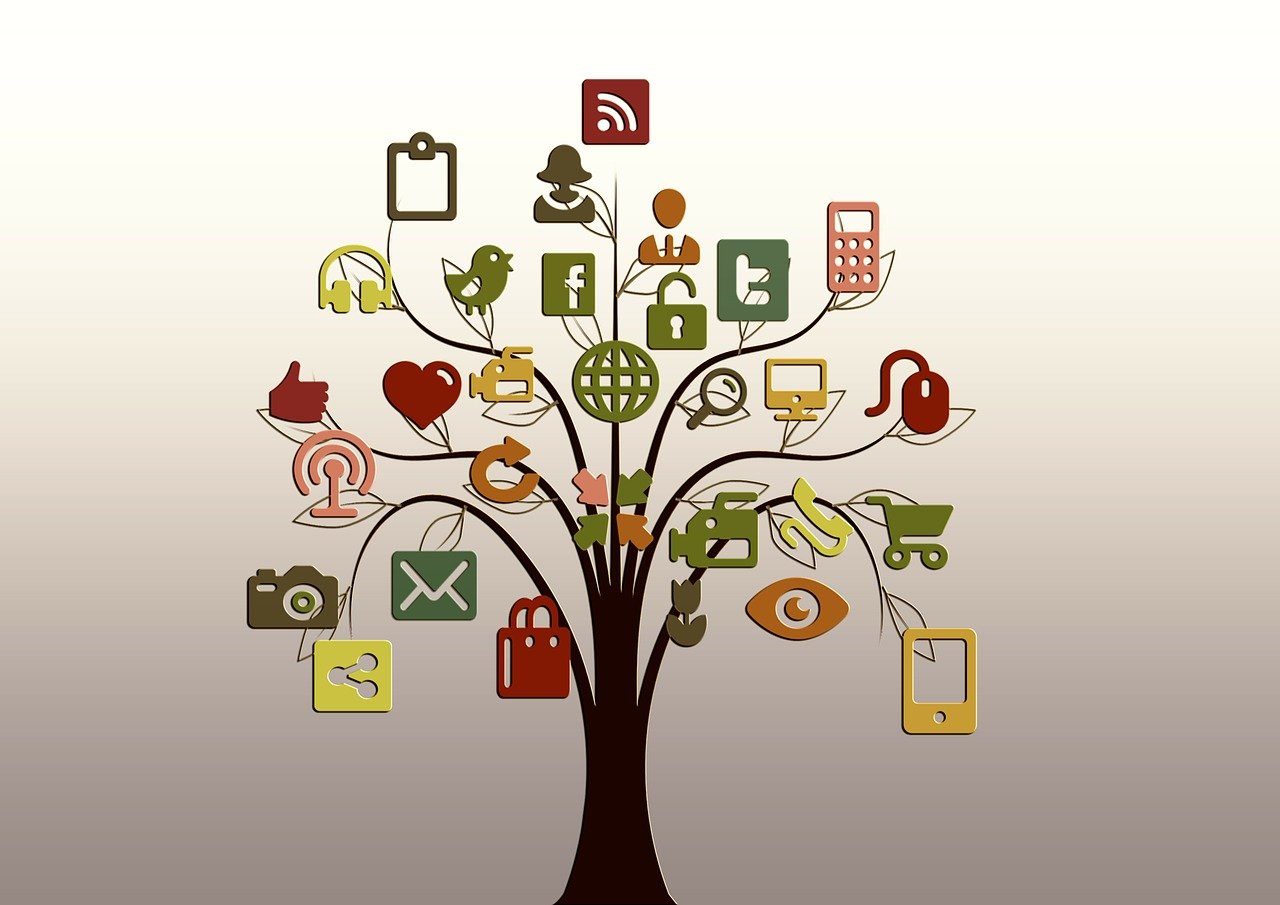 Comment optimiser sa présence sur les réseaux sociaux selon les saisons ?